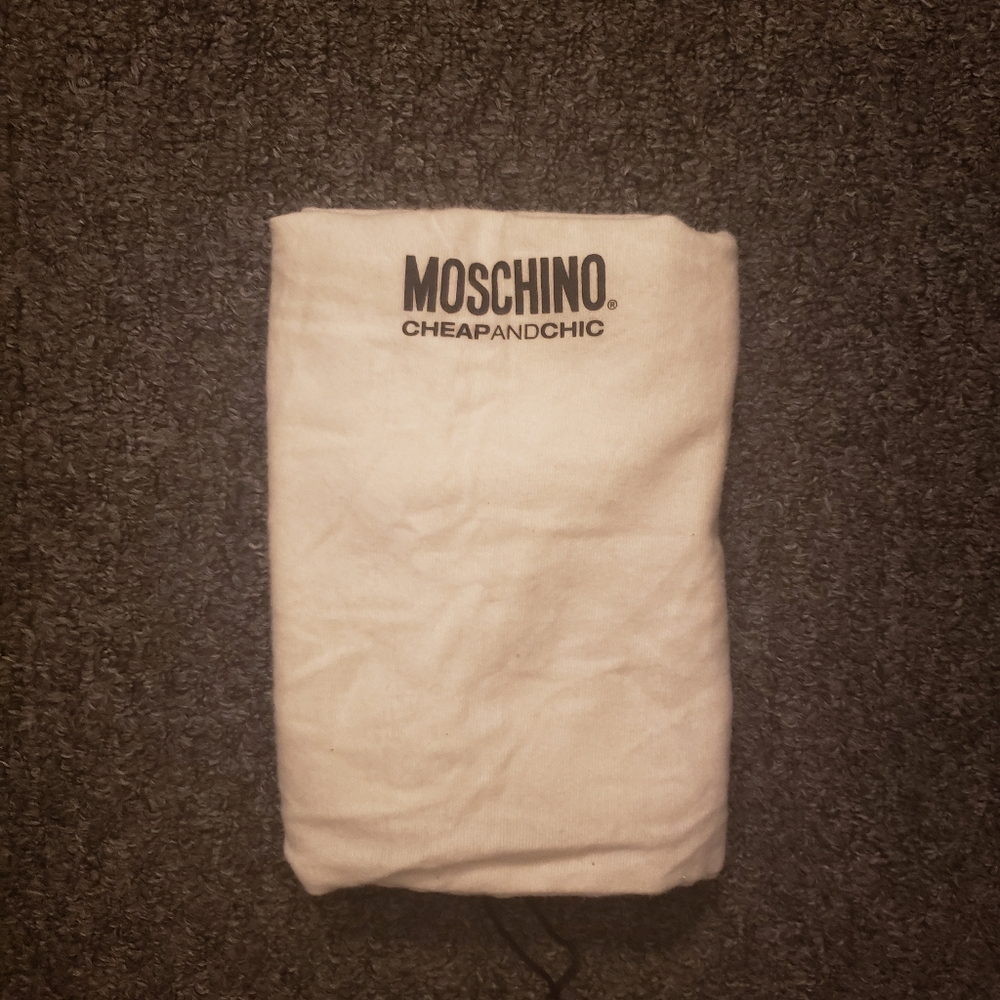 Moschino dust bag, med